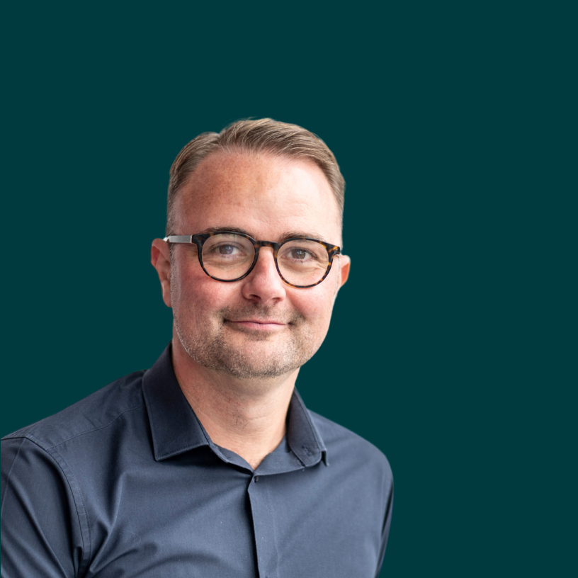 Michael Chambers HM3 Legal commercial litigation solicitor in Liverpool and Manchester on a green background