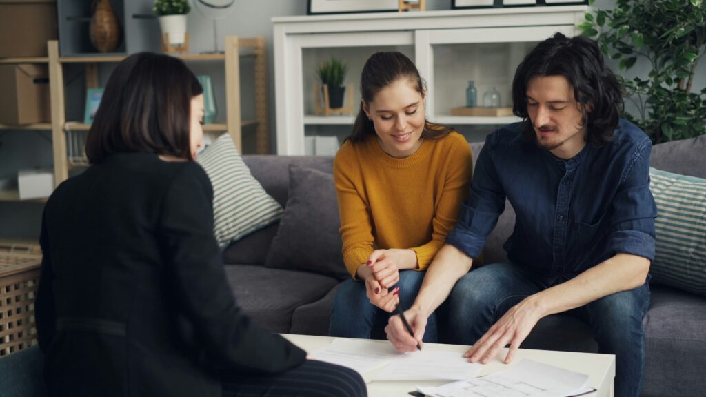 Couple writing a will